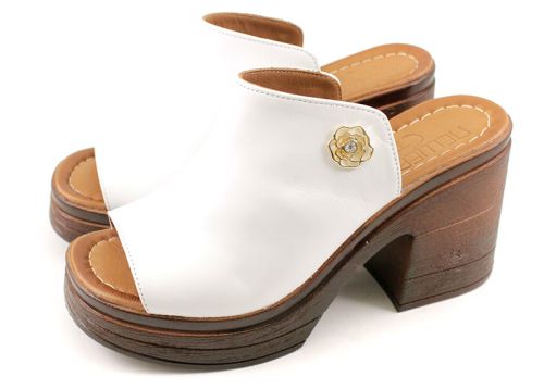 Дамско сабо от естествена кожа в бяло - модел Корнелия