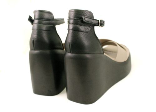 Дамски сандали от естествена кожа в черно и визон - модел Данисия