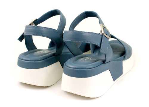Дамски сандали в дънково синьо - модел Дъга