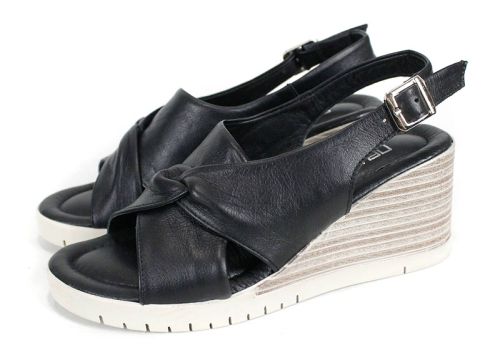 дамски сандали Elegant Black, изглед под ъгъл
