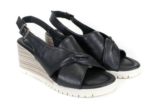 дамски сандали Elegant Black, изглед отпред