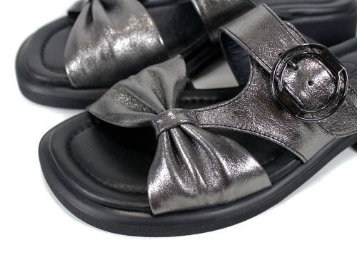 Дамски чехли Luna Vela от естествена кожа в платинен цвят
