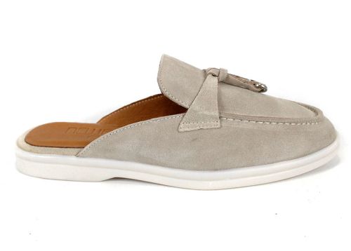 Duna Beige дамски велурени чехли с пискюл и бяло ходило
