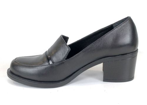 дамски обувки на ток от естествена кожа с лак детайл – Eleganza Classica