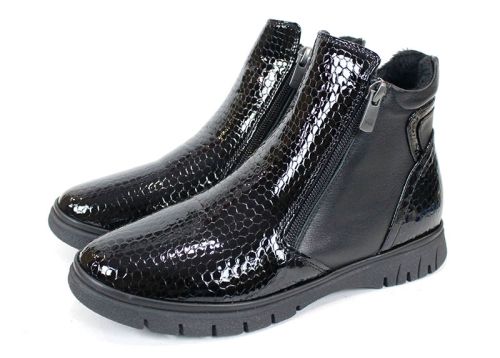 дамски ниски боти Velina Forte от естествен лак и кожа, с плюшен хастар и два ципа