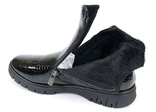 дамски ниски боти Velina Forte от естествен лак и кожа, с плюшен хастар и два ципа