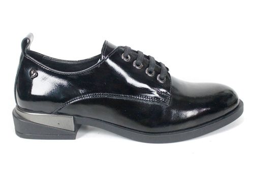 дамски обувки Silenza Noir Patent от черен лак, елегантни обувки Quiet Luxury