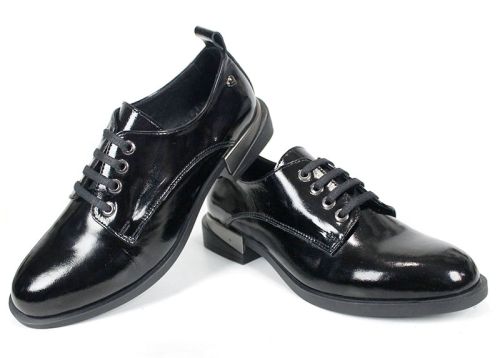 дамски обувки Silenza Noir Patent от черен лак, елегантни обувки Quiet Luxury