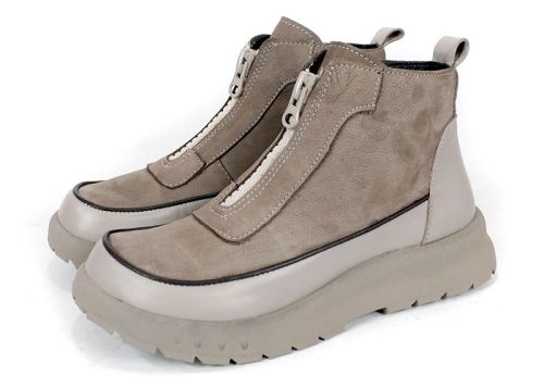 Дамски кларкове Sabbia Soft от естествен велур в цвят визон със зимно ходило