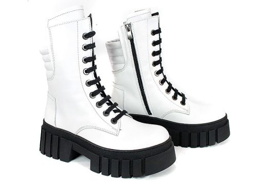 Дамски кубинки от бяла естествена кожа – модел Nova Rebel