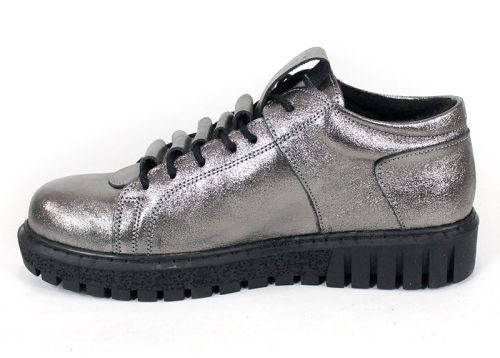 Дамски обувки Lumea Platina – естествена кожа, гъвкаво ходило, цвят платина