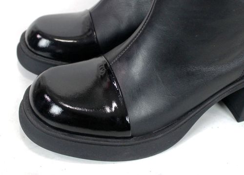 Dama Nero – дамски боти от естествена кожа и лак, черни, със среден ток и топъл хастар