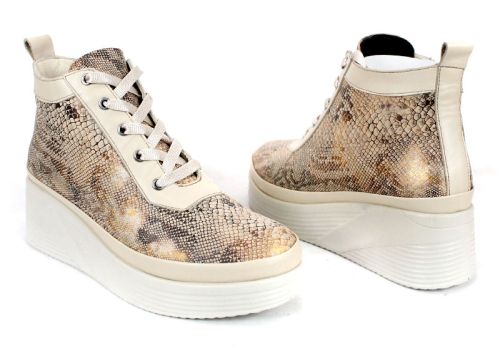 Дамски кларкове от естествена кожа със змийски принт – топъл хастар и удобна платформа - модел Perle Noire                                             Perle Noire