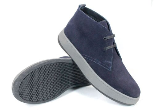 Sarto Ombre – мъжки кларкове от естествен велур с топъл хастар