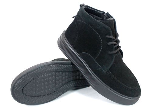 Мъжки боти Loftе Vento – естествен черен велур, цип и връзки, широк комфорт и топъл хастар