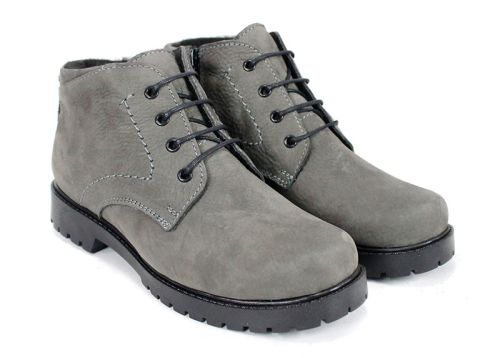 Vert Élégant – дамски зимни кларкове от естествен набук в сив цвят с топъл хастар