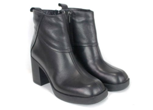 Дамски боти Noira Elevé от черна естествена кожа с елегантен ток