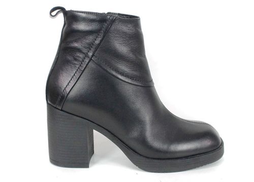 Дамски боти Noira Elevé от черна естествена кожа с елегантен ток