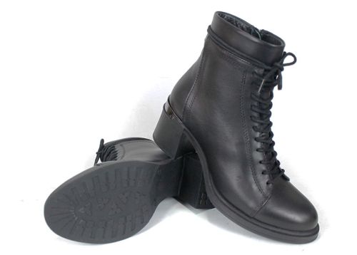 Дамски елегантни боти от естествена кожа в черно - модел 25583.CHK