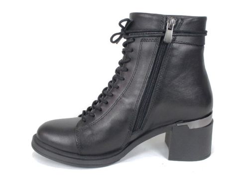 Дамски елегантни боти от естествена кожа в черно - модел 25583.CHK
