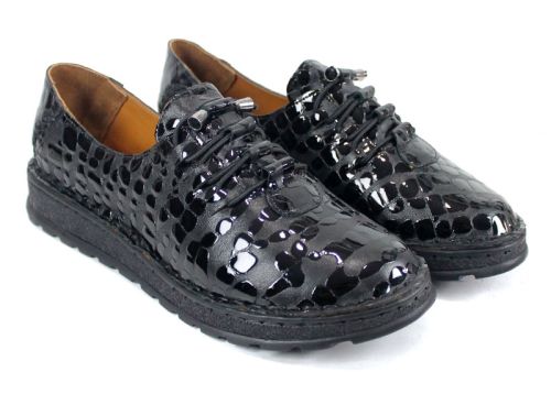 Linea Croco дамски обувки големи размери от естествена кожа с черен лак