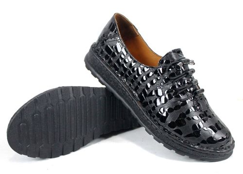 Linea Croco дамски обувки големи размери от естествена кожа с черен лак