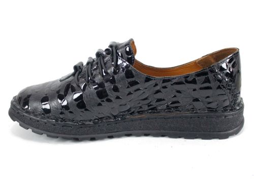 Linea Croco дамски обувки големи размери от естествена кожа с черен лак