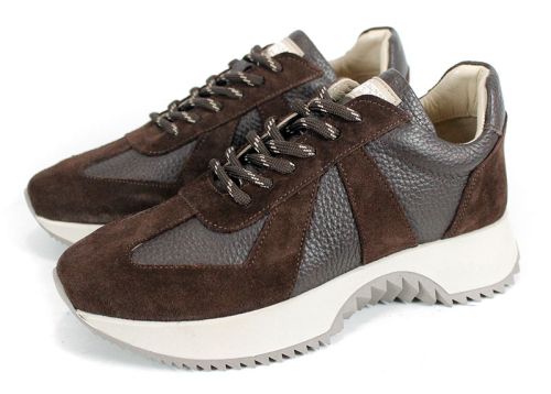 Дамски сникърси Nova Step от естествена кожа и велур в тъмно кафяв цвят