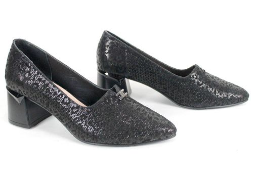 Дамски официални обувки от черна естествена кожа с перфорация и стабилен ток