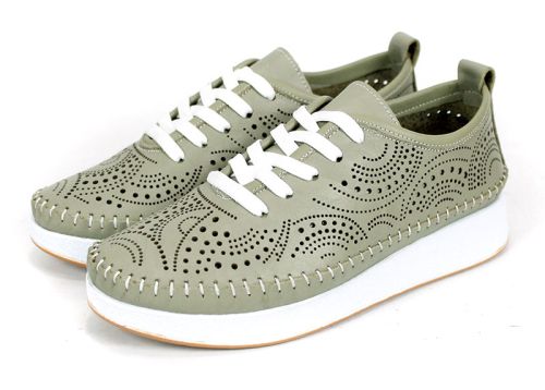 Luna Soft – дамски летни обувки от естествена кожа с перфорация, цвят скорпион