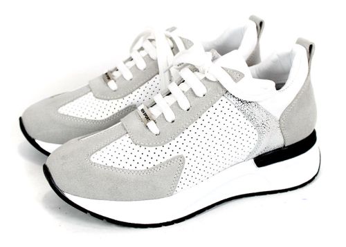 Alba Step – дамски сникърси от естествена кожа и велур в бяло