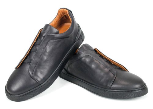 Детайл на естествена кожа и ластици при мъжки обувки Modo Plain