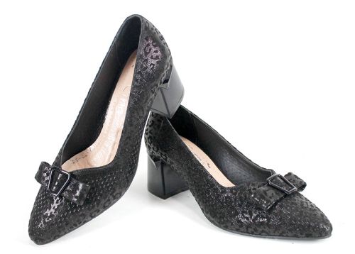 Mirela One – дамски официални обувки от естествена кожа с релефна шарка