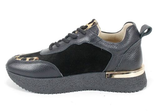 Vela Form – дамски модни сникърси от естествена кожа и велур в черно