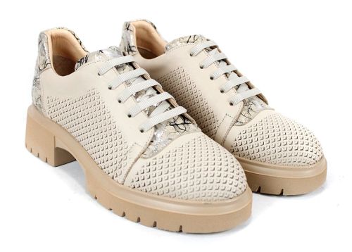 Virella Arte – дамски летни обувки от естествена кожа с перфорация в бежово