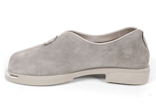 Elara Style – pantofi dama din velur moale in nuanta vizon