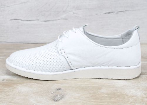 Vento Forma – мъжки летни обувки от естествена кожа с перфорация в облачно бяло