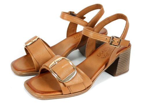 Silent Grace – sandale damă maro deschis cu toc din piele naturală