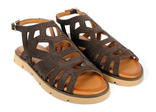 Soft Presence – дамски ниски сандали от естествен велур в тъмно кафяво с изчистен дизайн