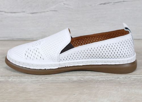 Летни обувки Selina Vanté – естествена кожа в бяло със ситна перфорация