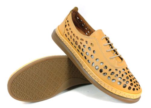 удобни летни обувки с връзки жълт цвят горчица