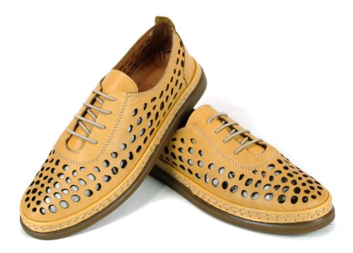 Летни обувки Soraya Lune – естествена кожа в жълто /горчица/ с едра перфорация