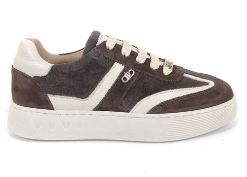 Dorelle Vita – дамски сникърси от естествен велур в тъмно кафяво с бежови акценти