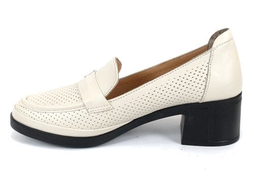 Orlena Vire – дамски летни обувки с нисък ток и перфорация от естествена кожа