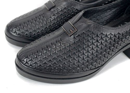 Летни обувки с нисък ток Talora Mien – естествена кожа в черно с перфорация