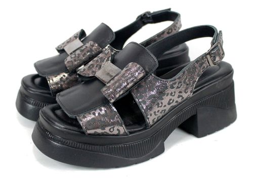 Дамски сандали от естествена кожа в черно и сребристо – модел NOVA