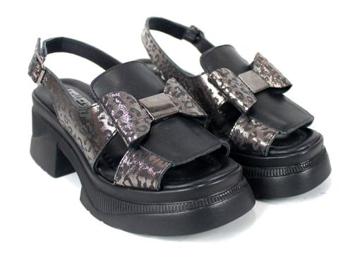 Дамски сандали от естествена кожа в черно и сребристо – модел NOVA