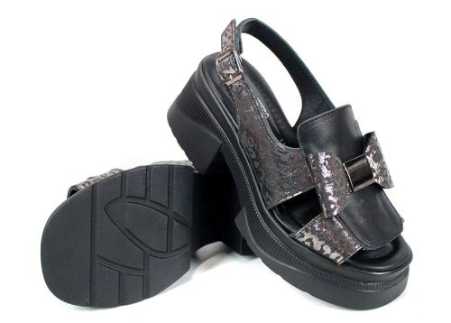 Дамски сандали от естествена кожа в черно и сребристо – модел NOVA