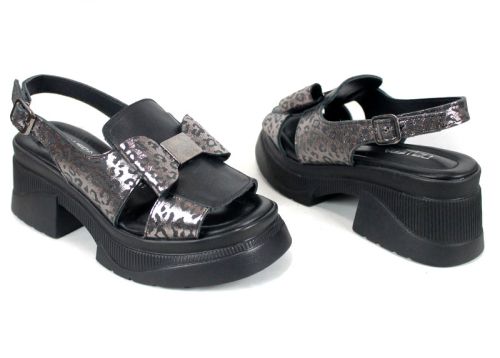 Дамски сандали от естествена кожа в черно и сребристо – модел NOVA