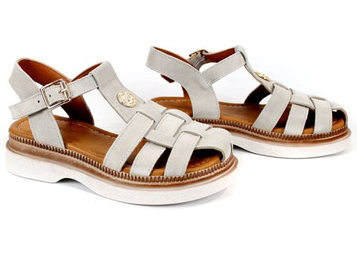 дамски бежови сандали естествен велур